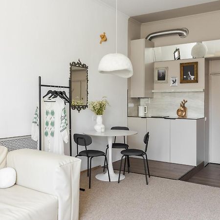 Netflix And Chill Apartment Lviv Luaran gambar